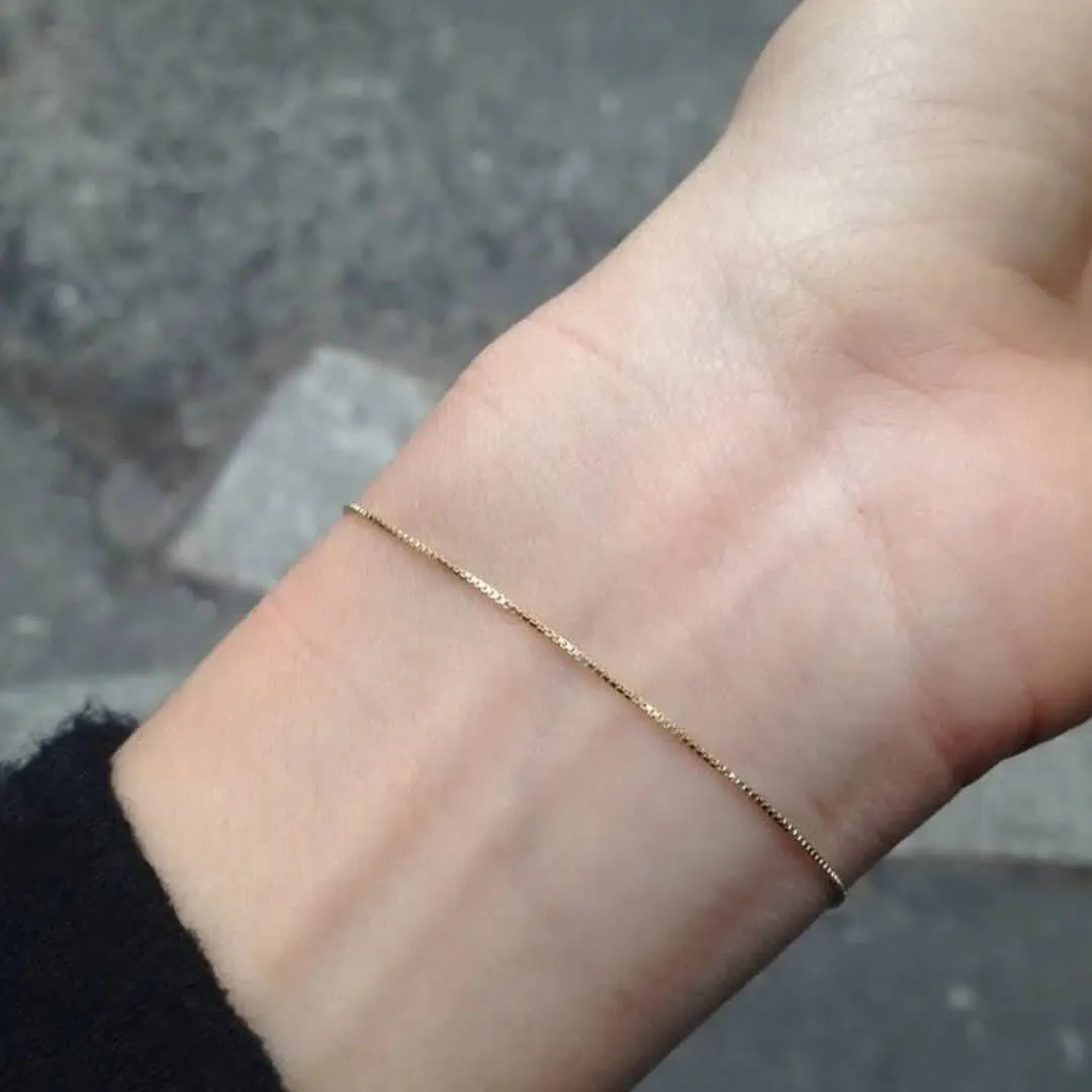18K Gold Box Chain Bracelet