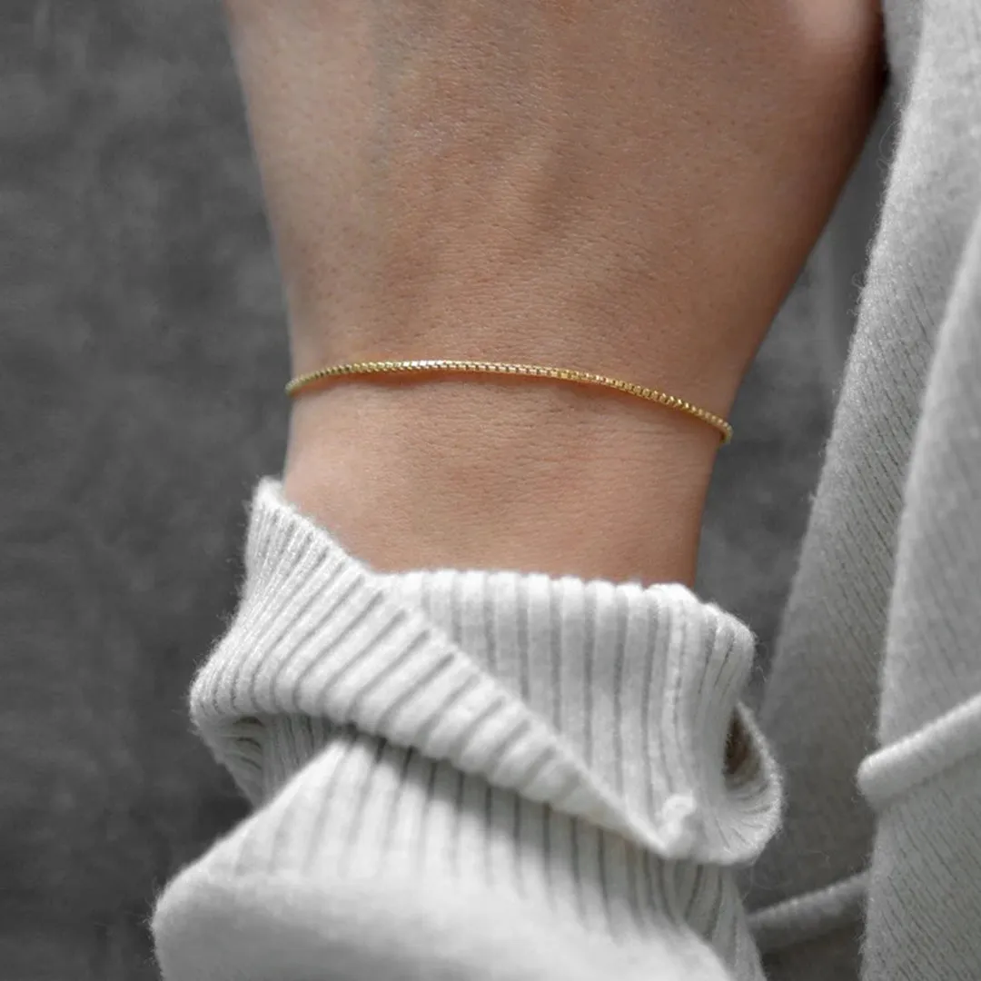 18K Gold Box Chain Bracelet