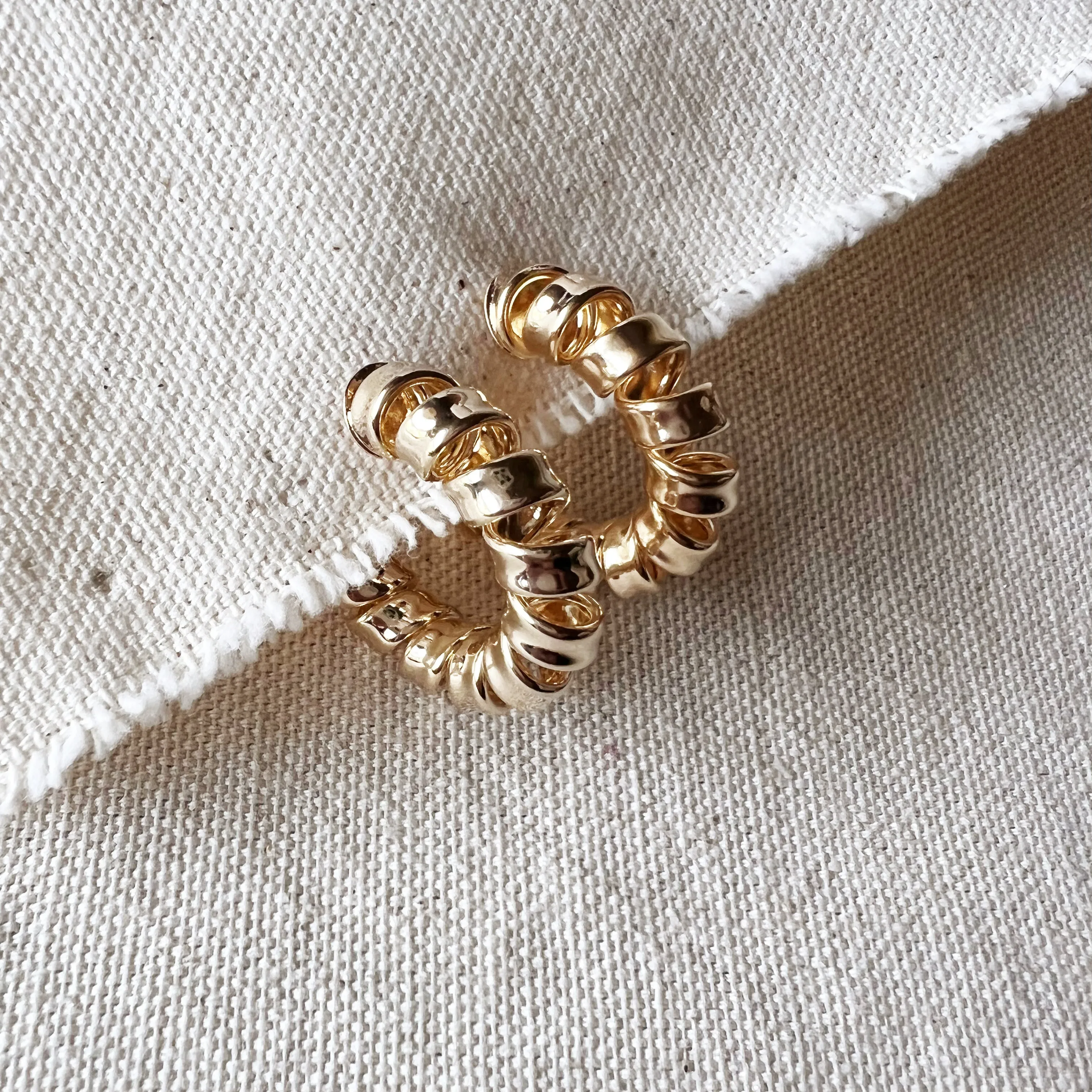 18k Gold Filled Curly C-Hoop Earrings Medium