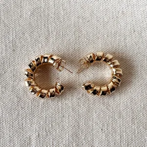 18k Gold Filled Curly C-Hoop Earrings Medium