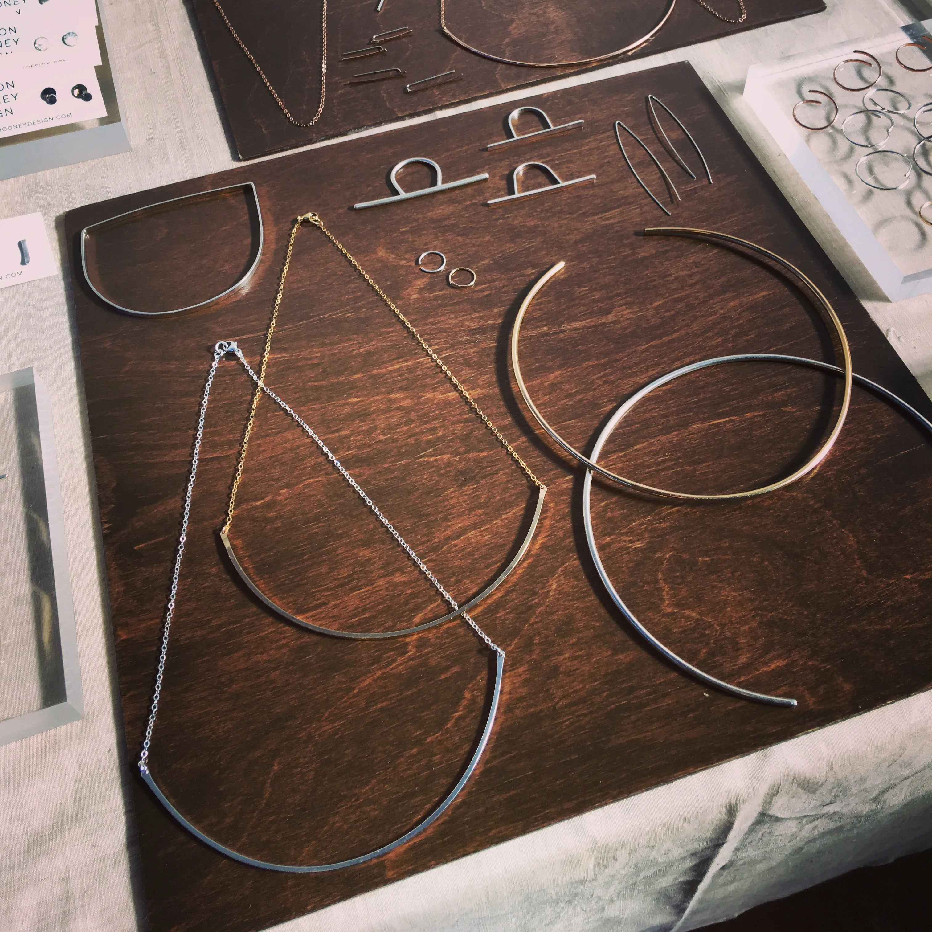 Collar Necklace - Round Metal