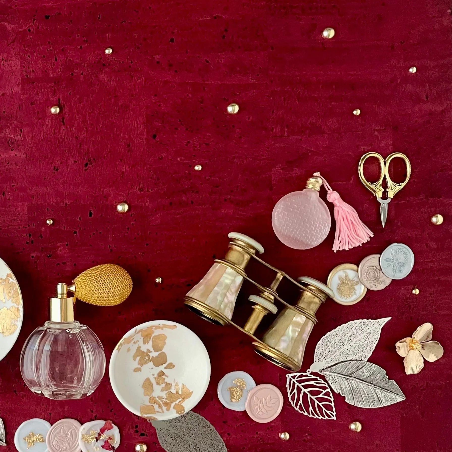 GOLD Pearls for Flat Lays